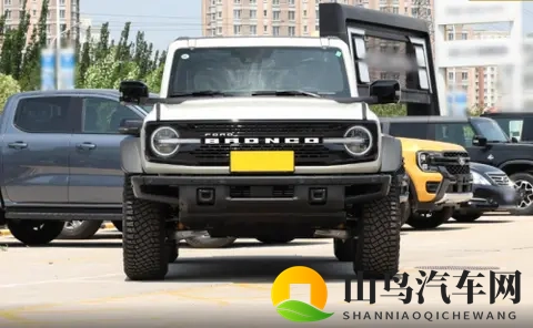 越野几何参数说话：福特烈马荒地版与丰田普拉多-1