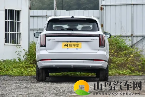 15万级插混大七座SUV，山海L7PLUS适合家庭出行-3