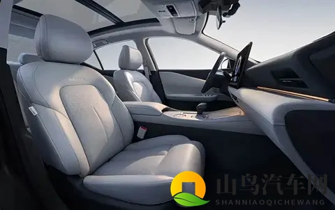 东风日产天籁·鸿蒙座舱内饰首发：全球首款鸿蒙燃油车-1