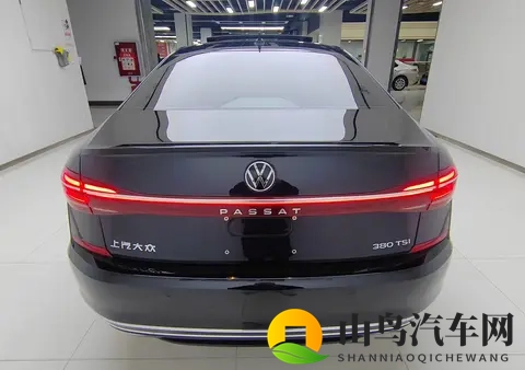 14万多拿下准新帕萨特，家用商务都合适？-1