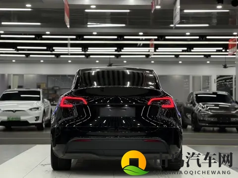 特斯拉Model Y抄底价？3万公里准新车，通勤代步优选-1