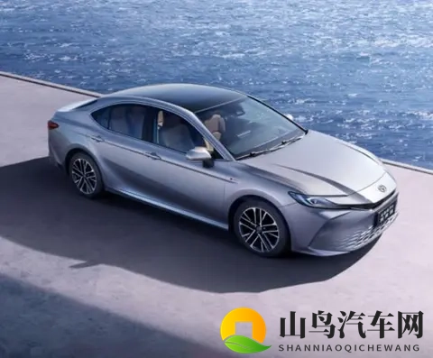 丰田全球召回330万辆车！倒车摄像头软件缺陷致画面黑屏免费升级-1