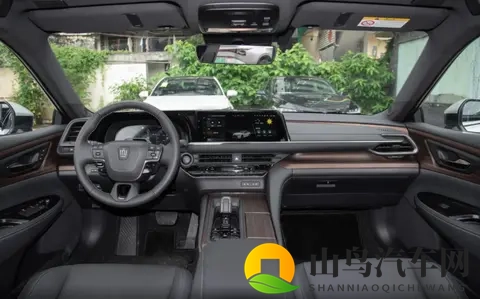 一文看懂皇冠（进口）购车指南，解读配置差异，应该怎么选？-1