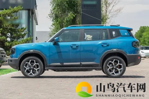 15万左右买SUV，这辆全能方盒可城可野，适合全家出行-2