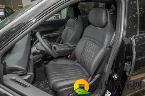 星纪元ET纯电顶配：超长续航与出色性能的均衡体验-2