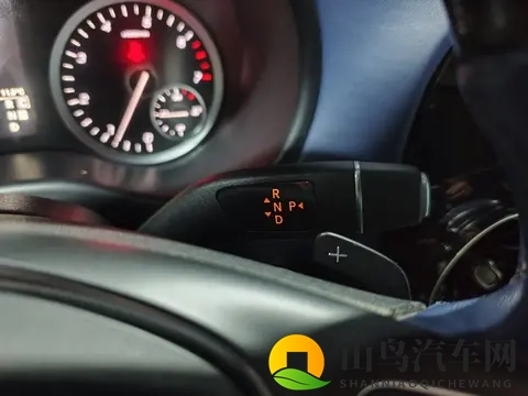 黄色App网站:涉黄应用平台检索需谨慎-2