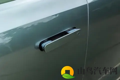 一周用车后，我发现“实用”才是家用SUV的最大价值-3