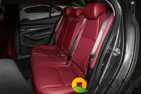 2025款马自达3昂克赛拉20L自动质耀版全面解析-1