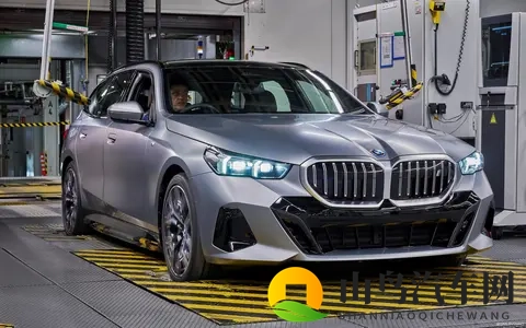 男生和女生一起拆拆很痛：男孩女孩合力拆装，疼痛难忍体验记-3