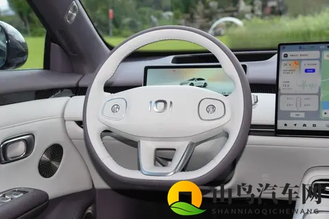 荣威M7 DMH混动新标准试驾品鉴会西安站圆满收官-1