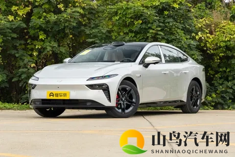 15万级轿跑新标杆？标配激光雷达，东风奕派eπ007+能否成爆款？-1