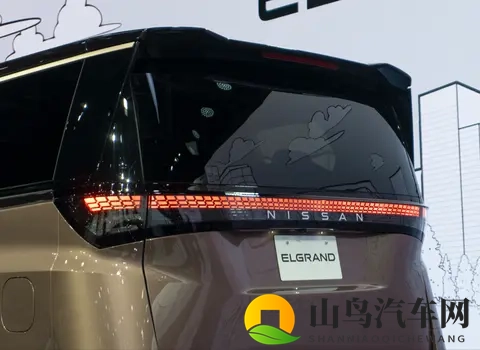 新款日产Elgrand全球首发!搭载最新的第三代e-Power混动技术-3