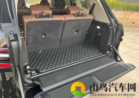 各有千秋!深蓝S09对比领克900,谁才是更适合家用的大型SUV?-3