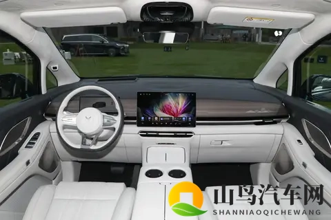 高端 MPV26款岚图梦想家 PHEV 乾崑版激光雷达辅助驾驶安全配置解读-1