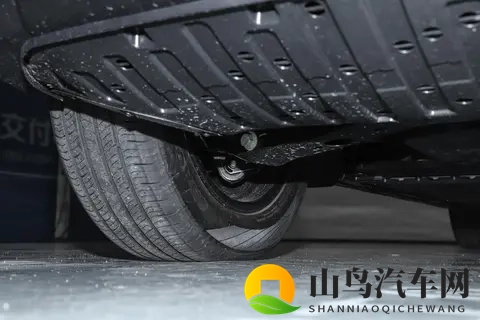 国产又滑又嫩又白：国产佳品触感细腻，色泽洁白如雪-1