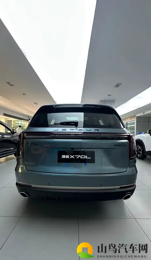 捷途X70L体验:10万块买到的“移动客厅”家人都能找到舒服的姿势-3