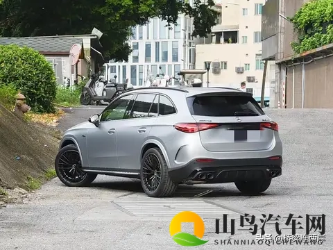直降777万！2026款GLC 43“反向操作”能否撼动性能SUV市场？-2