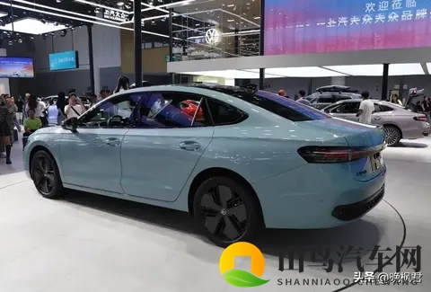 帕萨特起价11万多却突然便宜起来,销量飙升背后的原因是什么?-1