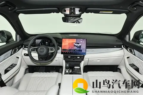 全时四驱+20T+8AT，大五座空间，领克09四驱探索版怎么样？-1