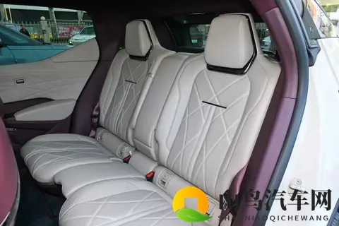 限时价1458万起，提供四座、五座版本，焕新极氪X上市-3