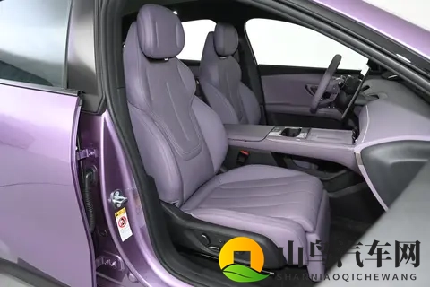 15万级科技配置狂魔，把好东西全堆车上，深蓝L06够诚意吗？-3