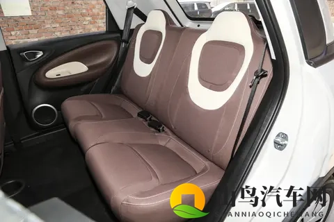 2025 款五菱缤果怎么挑？三款车型从外观到续航-1