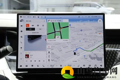 极氪009七座过道版：大空间，长续航，家用车选它稳了！-1