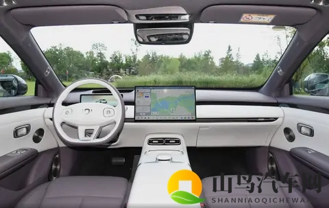 看过长安启源A06，才明白高级感不必昂贵，舒适感触手可及-2