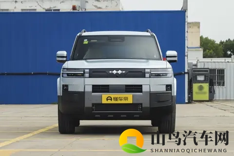 比亚迪终于开窍了？这车不到18万，比理想L7硬派，家用够不够香-1