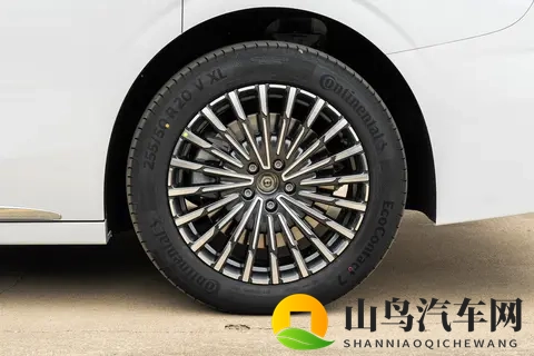 26款岚图梦想家，15T插混+四驱，大空间+舒适座椅，家用合适-1