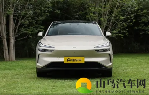 乐道L60：被严重低估的SUV！续航超700km，3分钟换电，家用真香-2