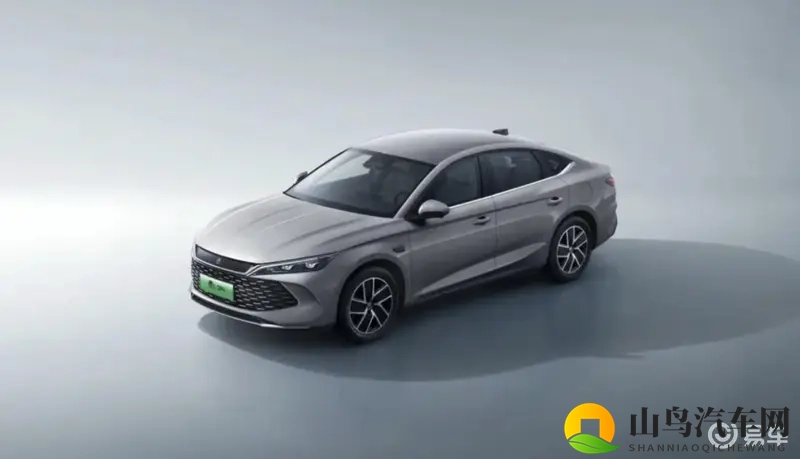 秦L DM-i、小鹏MONA M03和凯美瑞怎么选-1