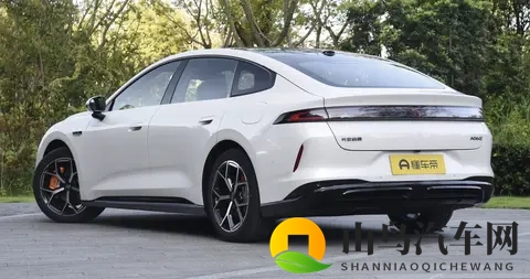 长安启源A06：15万级别纯电车型，续航持久 ，配置丰富-2