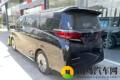 236万的埃尔法来了，这次你还买雷克萨斯LM吗？-1