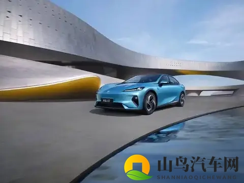 10月车市变“金十”上汽夺冠吉利首破30万 新势力集体杀疯理想掉队-1