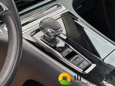 2021款传祺M8,12万公里,宜商宜家MPV只要11万多?-3