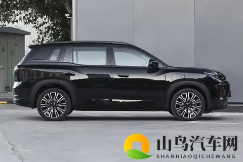 埃安AION i60预售1198万起 增程车型纯电续航210km 配备3C快充-3