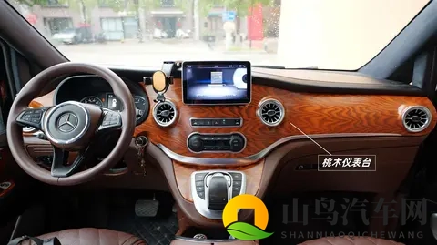 20多万拿下二手奔驰威霆，宜商宜家，性价比之选？-1