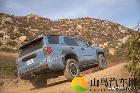 2026款丰田超霸正式亮相！配置堆满了价格也涨了，这波值吗？-2