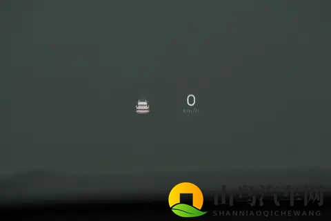 二胎家长试驾领克09 Ultra：这台家用SUV，惊喜不止于大空间-3