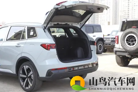 2025 款福特领睿全系车型配置解析与选买建议-3