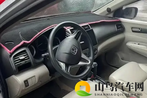 车上加装这3种东西等于在慢性自杀？好看不好用，很多人车上都有-2