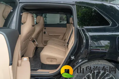 星纪元ET增程四驱版：实用主义下的全能选手-1