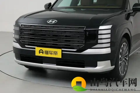 满油续航超 1000km！帕里斯帝 6_7 座布局，家庭出行太香了-1