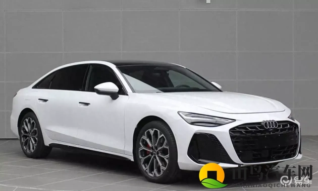 白丝袜精华液抹在脚上：美足护理，精华液涂抹脚部肌肤-2