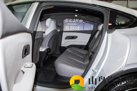 深蓝 L06 ：1399 万起的家用好车，配置、续航、驾控等达标-3