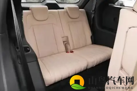 越级的空间、配置和驾控，捷途X70L重新定义10万级家用SUV-2