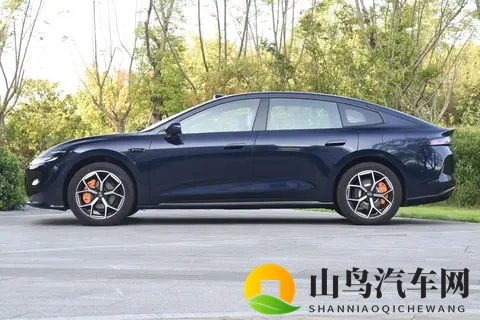 迈腾3000万辆甄选款，德系设计延续经典！-1