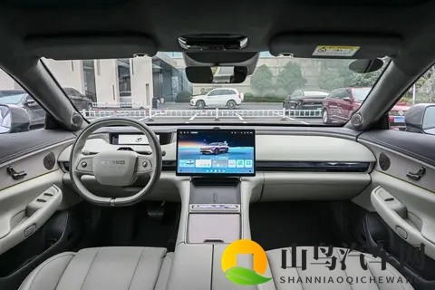 20万预算想要一台聪明又贴心的好车？星纪元ES增程版Max值得一看-2