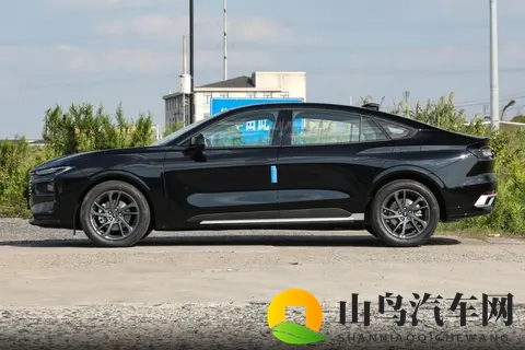 20T爆254马力，吃92粗粮，试驾体验福特蒙迪欧，值不值得购买？-1